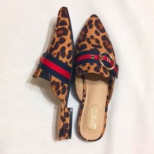 NWOB Leopard print pointed toe mules